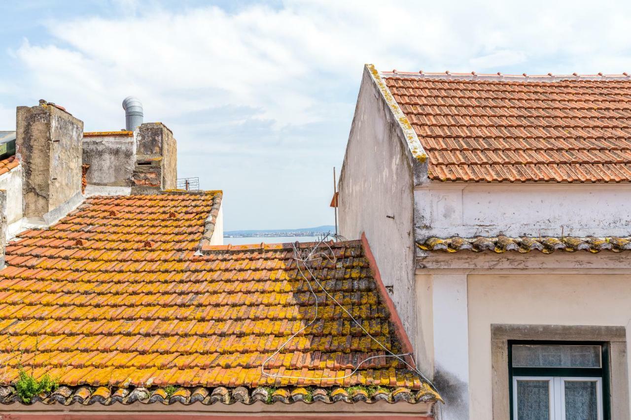 Bright & Spacious Alfama Apartment, By Timecooler Lisboa 外观 照片